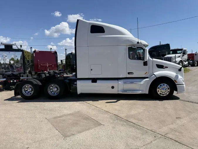 2022 Peterbilt 579