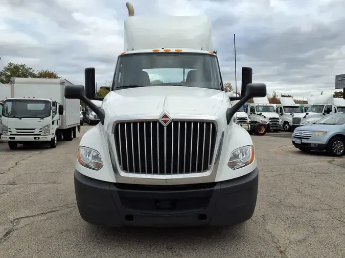 2021 NAVISTAR INTERNATIONAL LT625 DAYCAB S/A