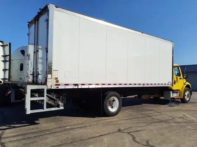 2016 FREIGHTLINER M2 106