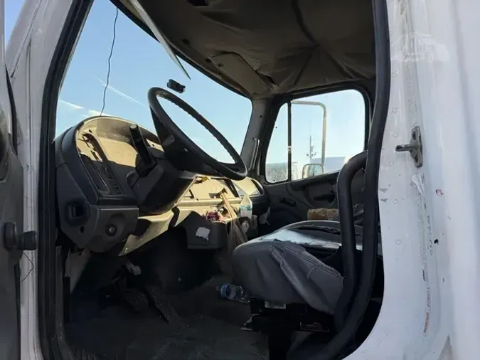 2006 FREIGHTLINER BUSINESS CLASS M2 106403ede9565dc31f4bb126e1295c202d9