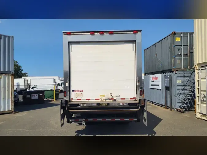 2020 FREIGHTLINER/MERCEDES M2 106
