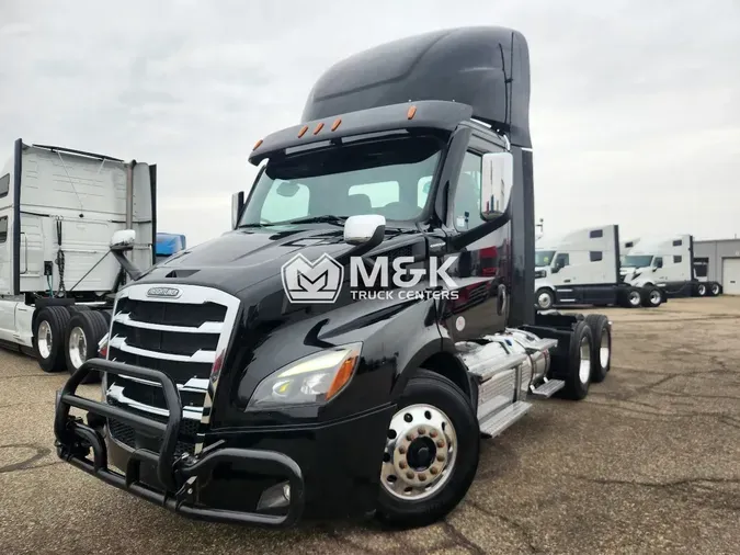 2022 FREIGHTLINER Cascadia 116404431c949423894fda28e33ff60134d
