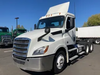 2019 FREIGHTLINER/MERCEDES NEW CASCADIA PX12664