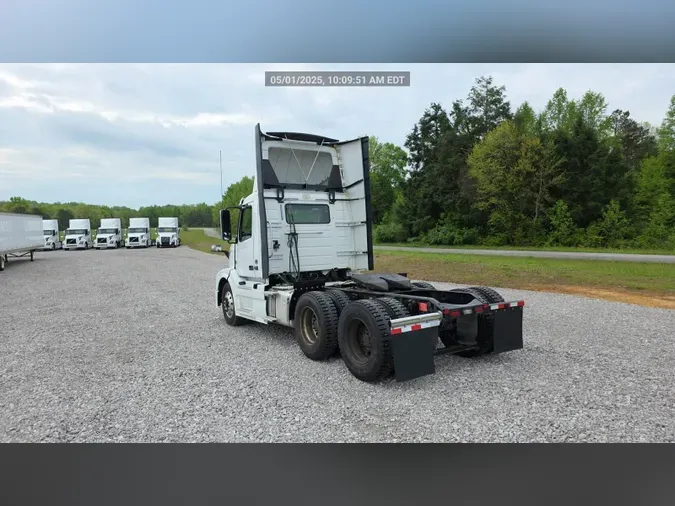 2018 Volvo VNL300