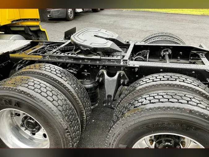 2021 INT LT625 6x4