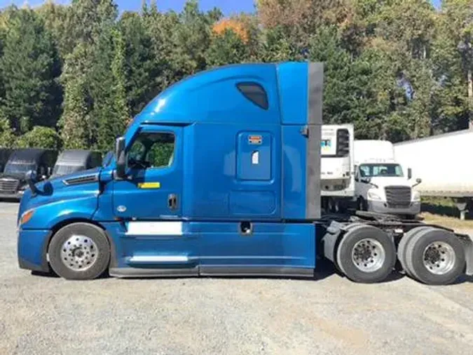 2022 Freightliner Cascadia