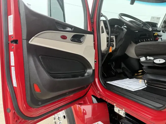 2022 Peterbilt 579