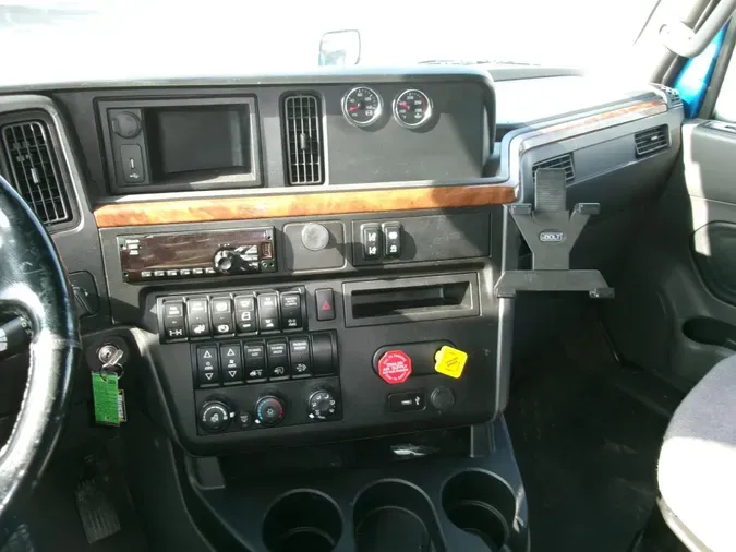 2020 International LT6254057cc73e44e034597ba29e1b3752ad8