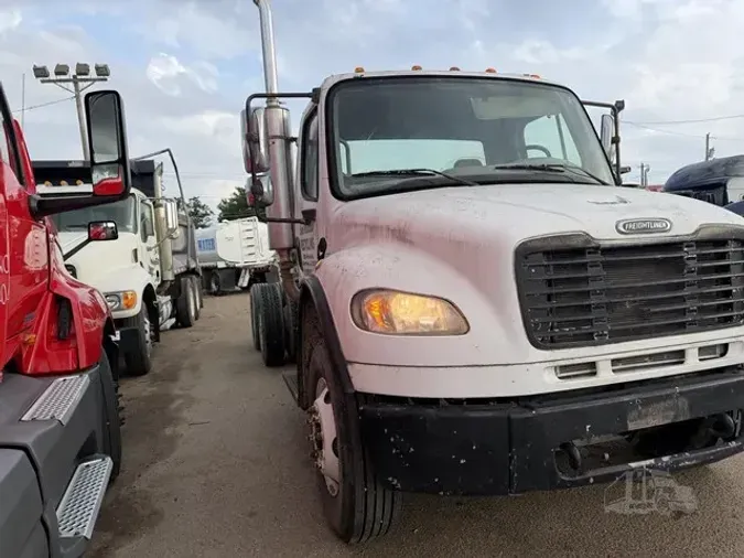 2005 FREIGHTLINER BUSINESS CLASS M2 106405b588aa32e61e52ebf67408a6a88e4