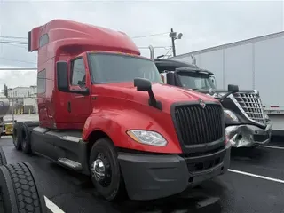 2018 INTERNATIONAL LT