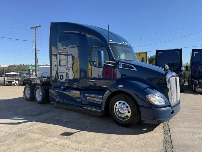 2022 Kenworth T680