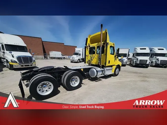 2021 FREIGHTLINER CA126