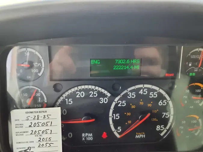 2019 FREIGHTLINER/MERCEDES M2 106