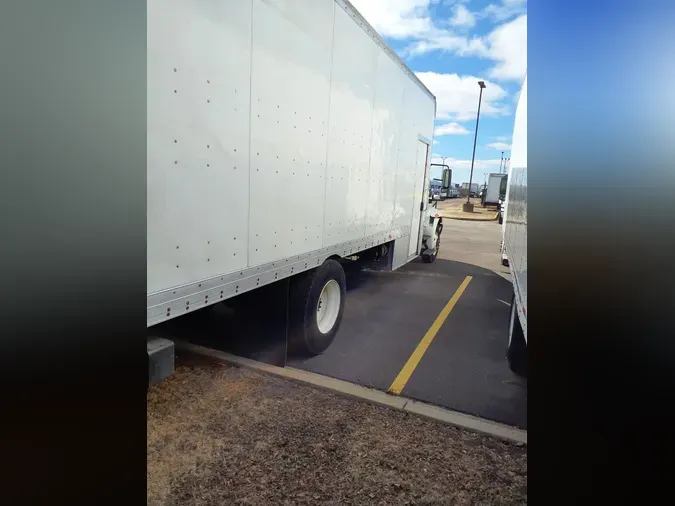 2019 NAVISTAR INTERNATIONAL 4300 SBA40633735e16c6c15640e8a63a66fd7a8