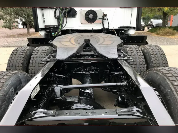 2021 INT LT625 6x4