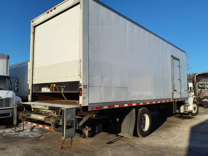 2018 FREIGHTLINER/MERCEDES M2 106