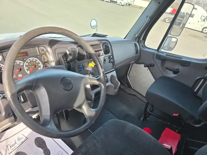 2019 FREIGHTLINER/MERCEDES M2 106