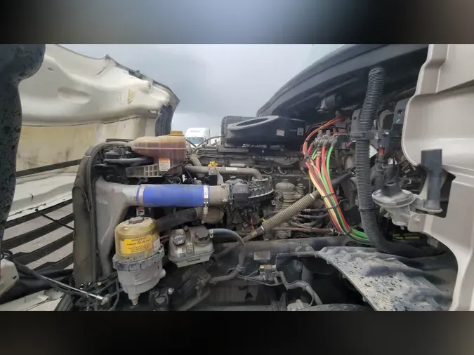 2020 Freightliner Cascadia 126