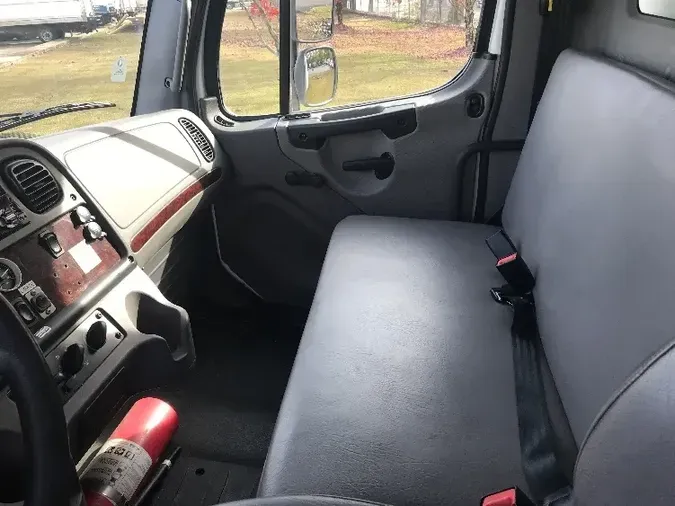 2019 Freightliner M2