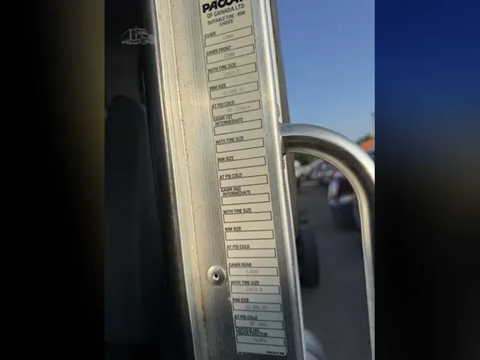 2019 KENWORTH T370