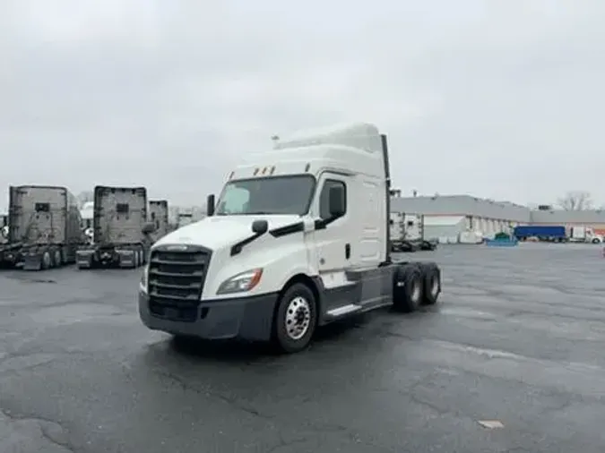 2020 Freightliner Cascadia