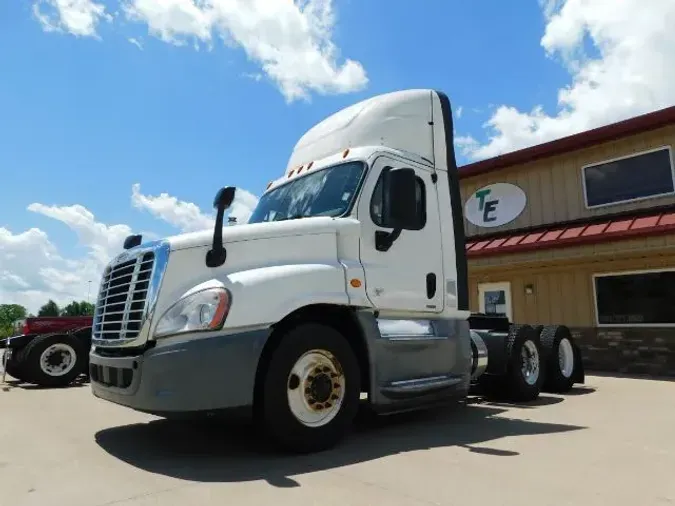 2018 Freightliner Cascadia 125