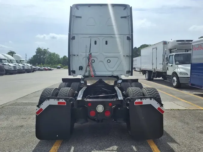 2020 FREIGHTLINER NEW CASCADIA PX12664
