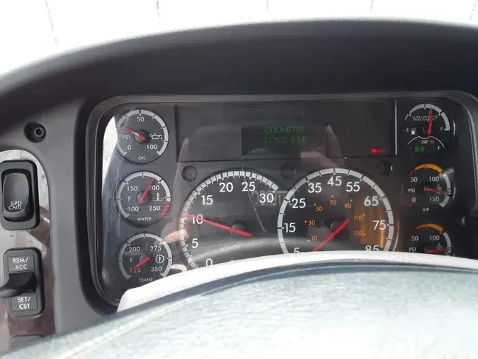 2022 FREIGHTLINER/MERCEDES M2 106