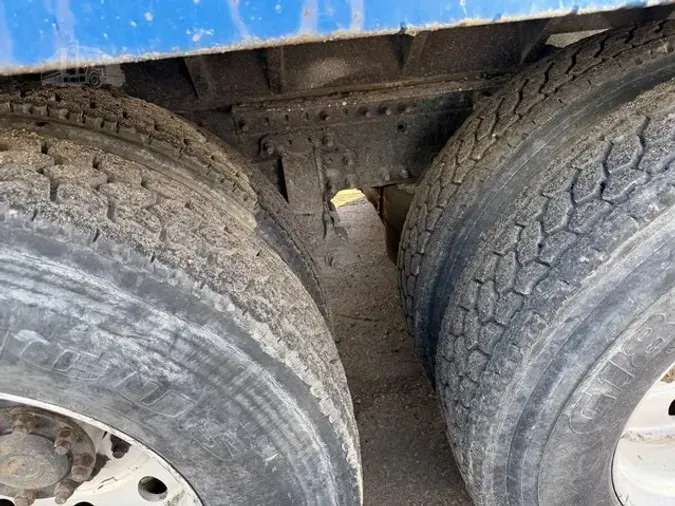 2007 VOLVO VNL64T300