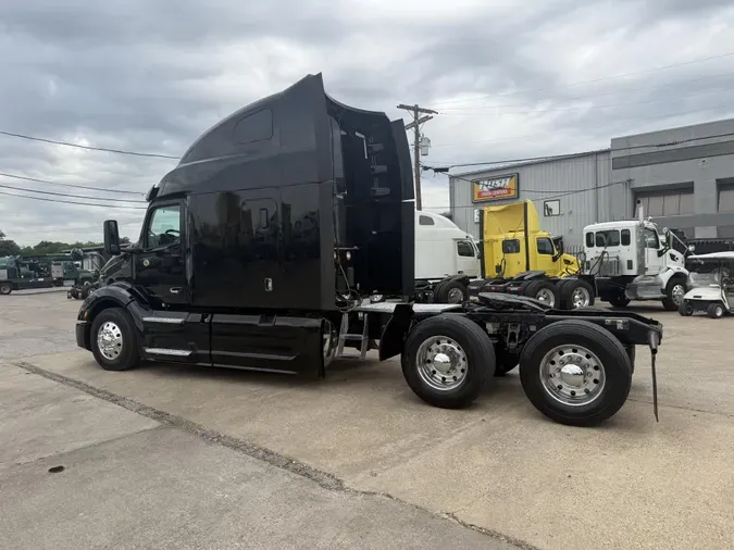 2022 Peterbilt 579