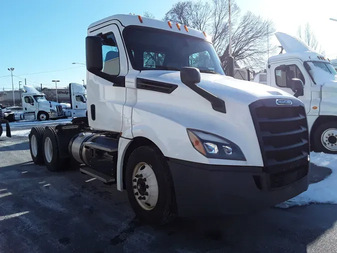 2019 FREIGHTLINER/MERCEDES CASCADIA