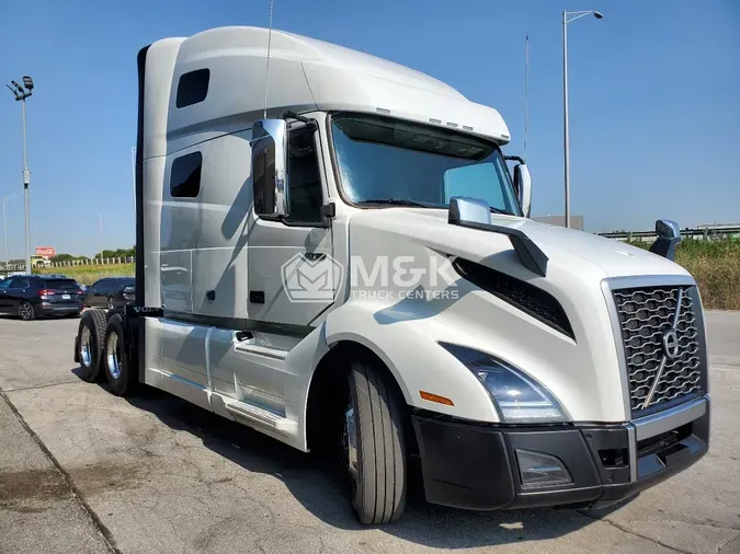 2024 VOLVO VNL64T760