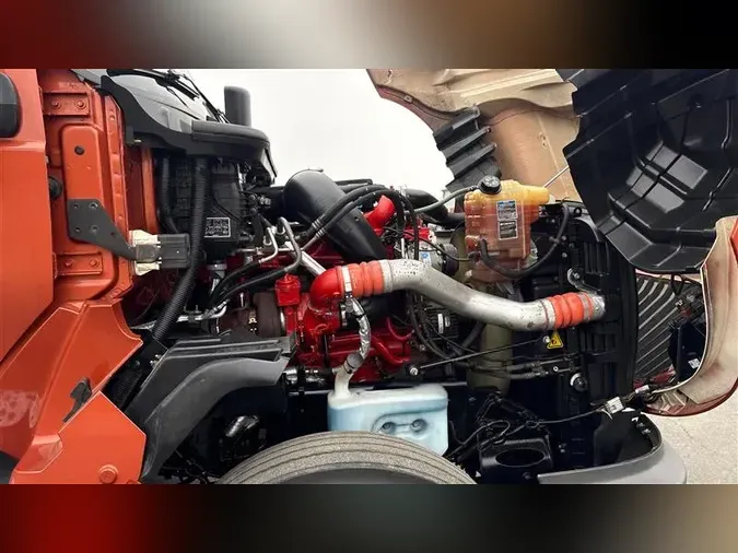 2022 INTERNATIONAL LT