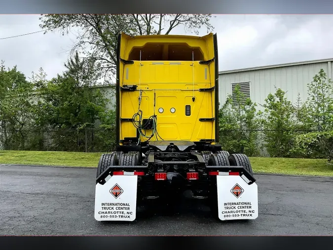 2021 INT LT625 6x4