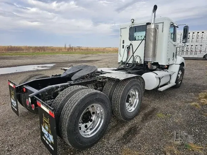 2007 FREIGHTLINER COLUMBIA 112