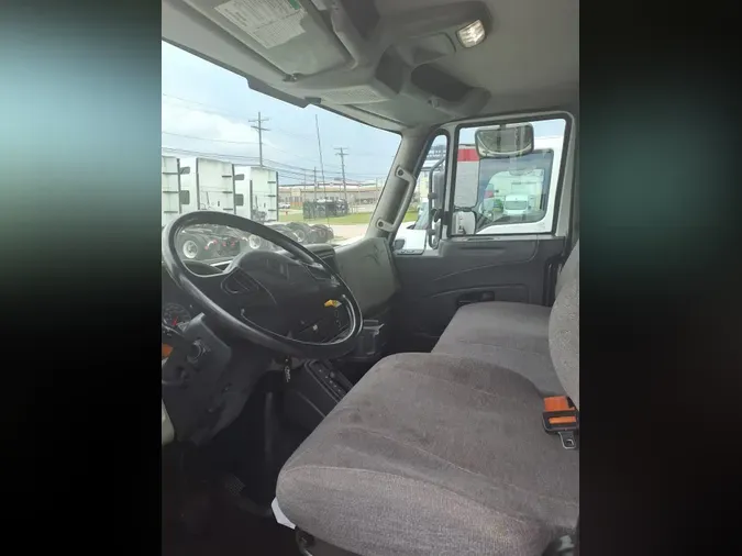 2017 NAVISTAR INTERNATIONAL 4300
