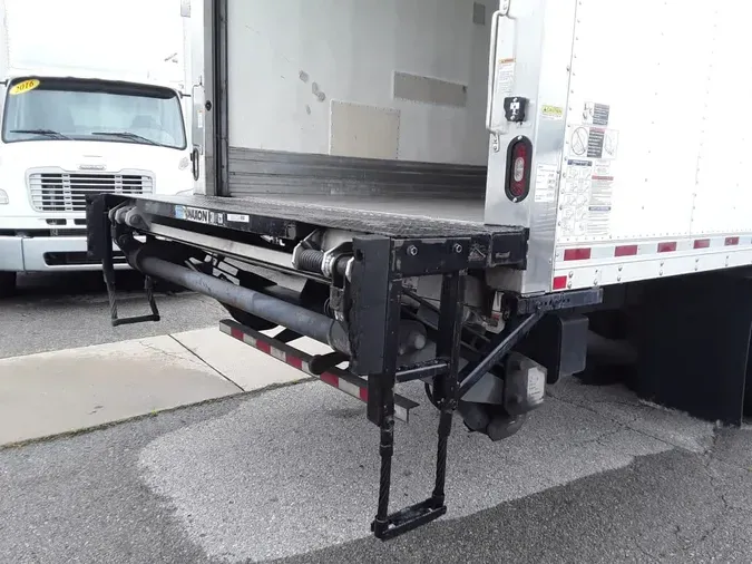 2018 FREIGHTLINER M2 106