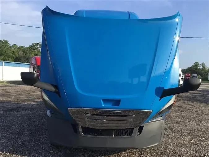 2021 FREIGHTLINER CA126