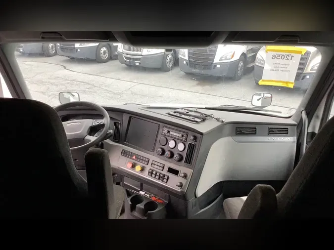 2020 Freightliner Cascadia 126408ce377dac0c8f1afd03b470f1c8bf5