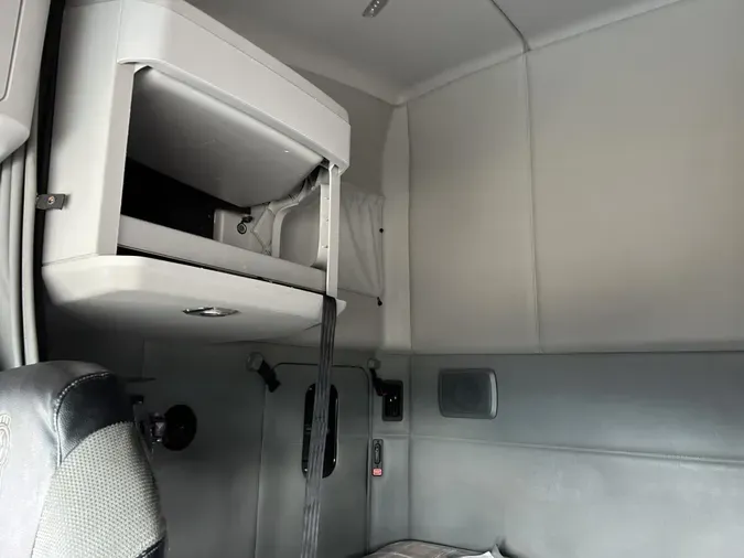 2021 Kenworth T680