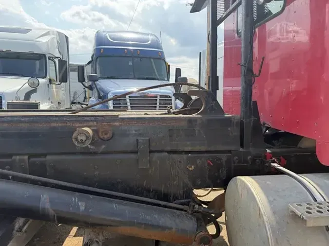 2004 KENWORTH T800