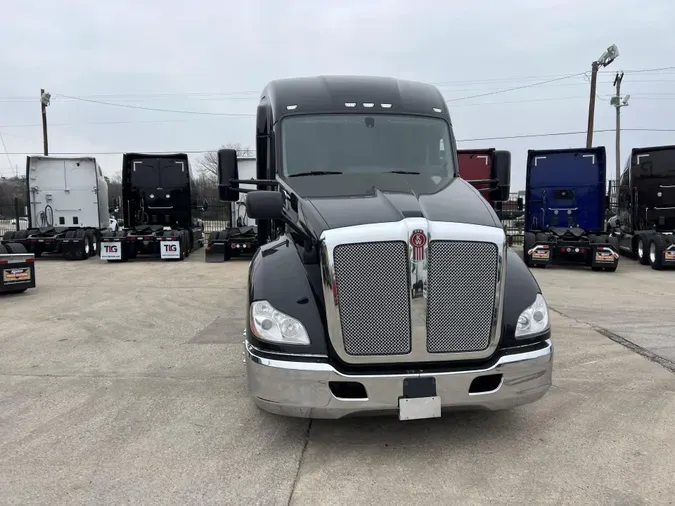 2022 Kenworth T680