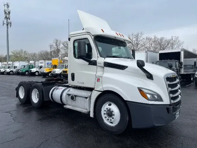 2019 Freightliner T12664ST4095569375aa1aff3ad6eacfd79c2231