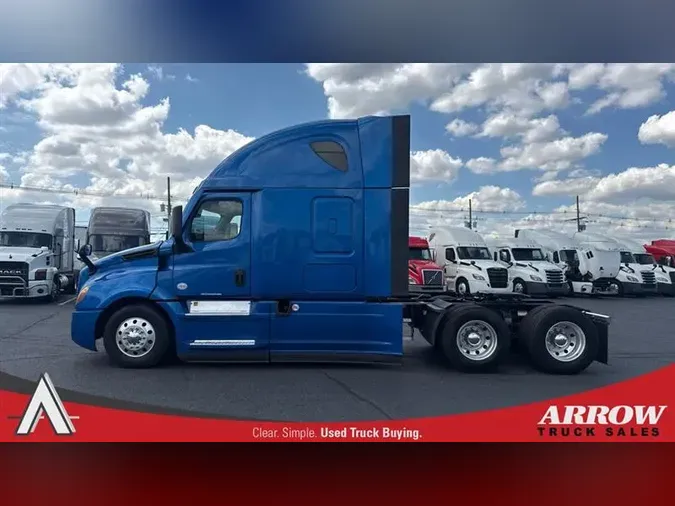 2021 FREIGHTLINER CA126