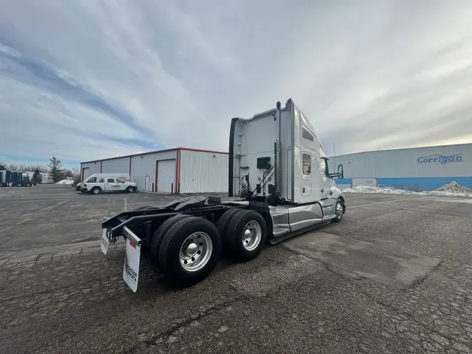 2022 Kenworth T680