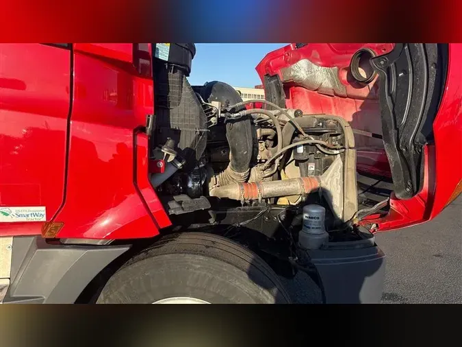 2022 FREIGHTLINER CA126