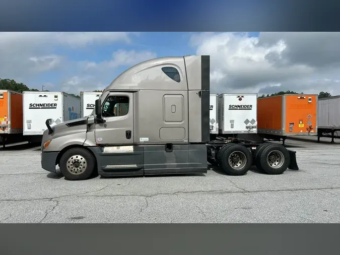 2021 Freightliner Cascadia