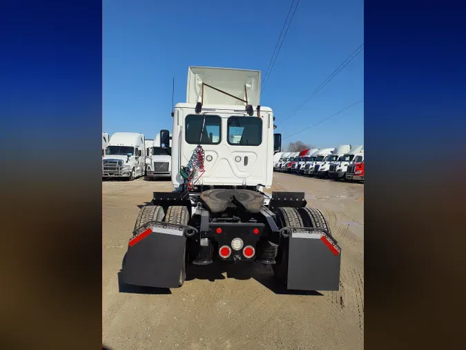 2018 FREIGHTLINER/MERCEDES CASCADIA 125