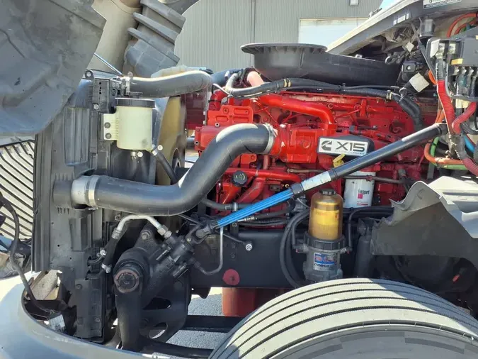 2020 NAVISTAR INTERNATIONAL LT625 SLPR CAB