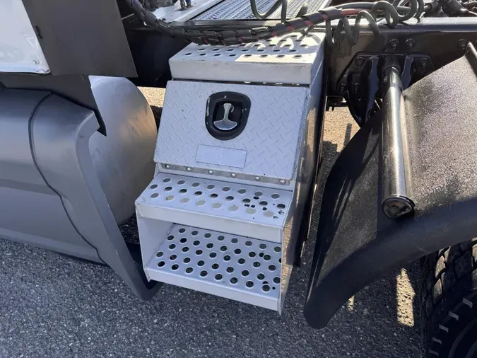 2020 Peterbilt 579